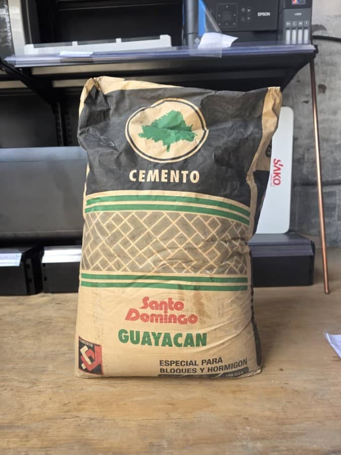Cemento importado Guayacán Santo Domingo P350 42.5 kg