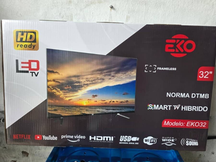 Televisor Smart TV Eko 32"